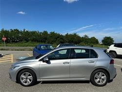 VOLKSWAGEN GOLF 1.0 eTSI EVO DSG Life