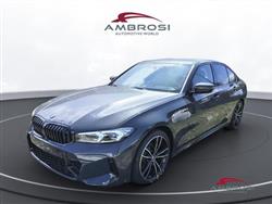 BMW SERIE 3 TOURING Serie 3 d Berlina Innovation Comfort Msport Packag