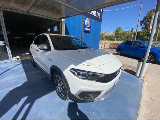 FIAT Tipo 1.0 Cross 100cv