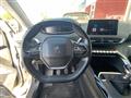 PEUGEOT 5008 1.2 PureTch Active Business