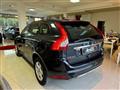 VOLVO XC60 D4 AWD Geartronic R-design Momentum