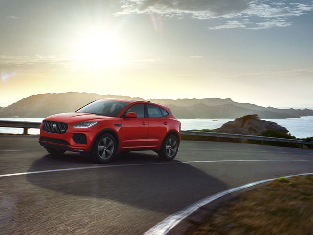 JAGUAR E-PACE 2.0D 163CV AWD aut. R-Dynamic HSE