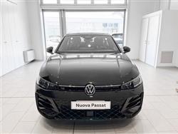 VOLKSWAGEN PASSAT 2.0 TDI 150 CV SCR DSG R-Line