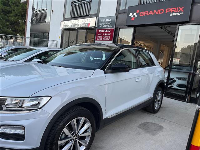 VOLKSWAGEN T-Roc 1.5 TSI ACT DSG Life