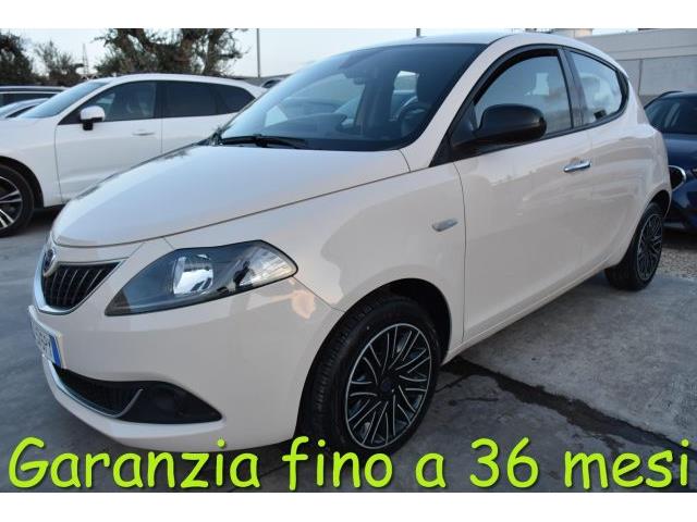 LANCIA YPSILON 1.0 FireFly 5 porte S&S Hybrid Silver