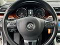 VOLKSWAGEN PASSAT 2.0 TDI Highline BlueM. Tech.