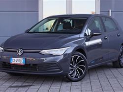 VOLKSWAGEN GOLF 1.0 eTSI EVO DSG Life