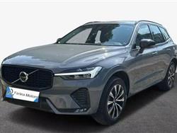 VOLVO XC60 B4 (d) AWD automatico Plus Dark