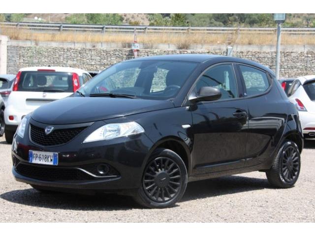 LANCIA YPSILON 1.2 69 CV 5 porte Elefantino Blu