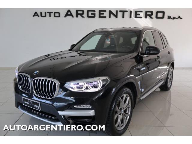 BMW X3 sDrive18d  xLine navi pelle led luci ambient