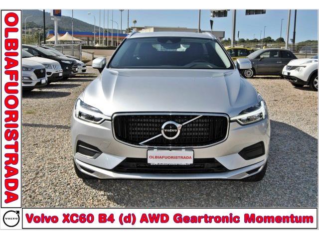 VOLVO XC60 B4 (d) AWD Geartronic Momentum