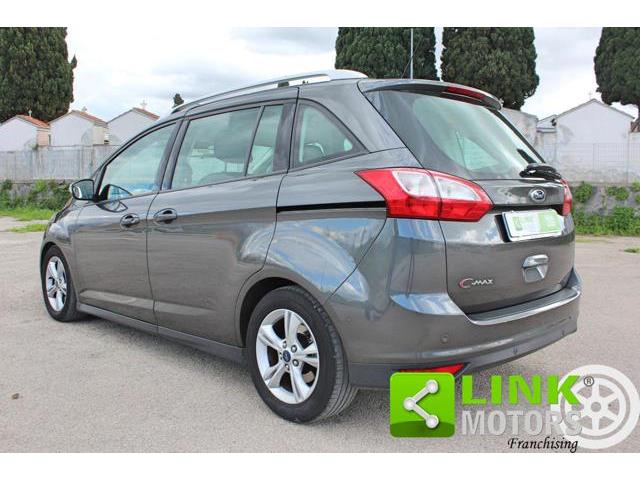 FORD C-MAX 7 1.5 TDCi 120CV Powershift Business GARANZIA