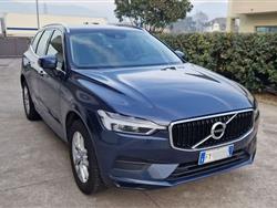 VOLVO XC60 B4 Geartronic Momentum