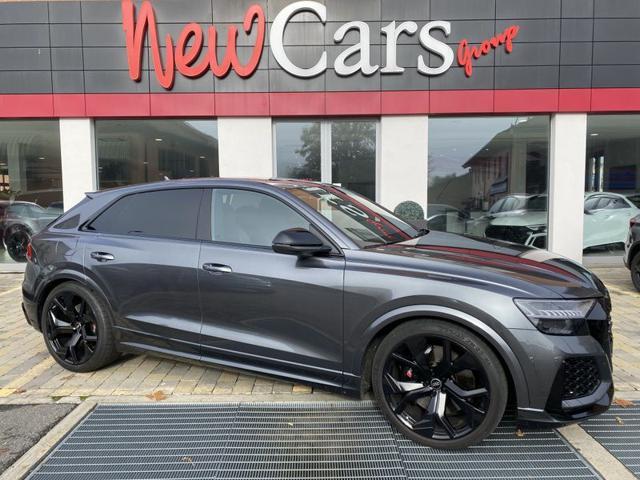 AUDI Q8 TFSI V8 quattro tiptronic