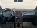 MERCEDES CLASSE E BERLINA Elegance soli 56000km