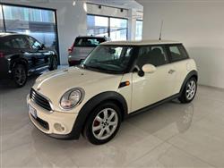 MINI MINI 3 PORTE 1.6 16V One (55kW) Neopatentati