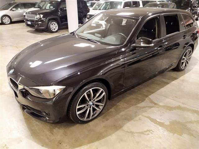 BMW SERIE 3 TOURING 318d Touring Business aut.