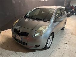 TOYOTA YARIS 1.0 3 porte Sol