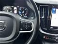 VOLVO XC60 B4 (d) AWD Geartronic Momentum Pro