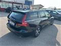 VOLVO V60 2.0 d3 Business geartronic - targa GC669JP -