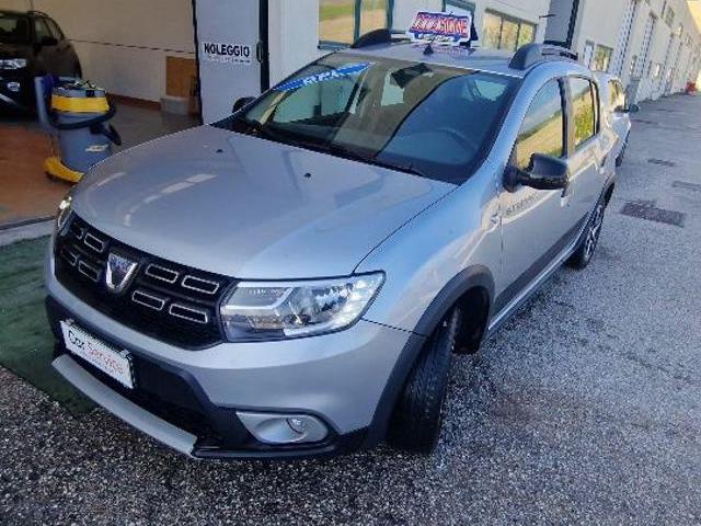 DACIA NUOVA SANDERO STEPWAY Stepway 1.0 TCe 100CV ECO-G 15th Anniversary