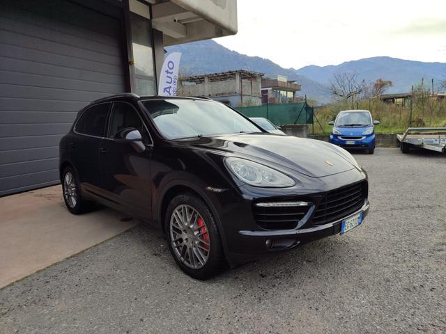 PORSCHE CAYENNE 4.8 Turbo