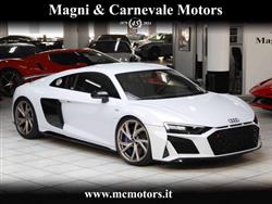 AUDI R8 V10 PERFORMANCE|CARBOCERAMIC|B&O|BLACK LOOK|SCARIC