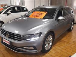 VOLKSWAGEN PASSAT VAR. 1.6 TDI SCR DSG Business NAVI