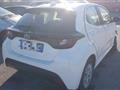 TOYOTA YARIS 1.0 5 porte OMOLOGATA AUTOCARRO n1 4 POSTI