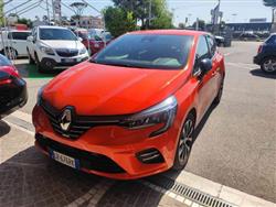 RENAULT NEW CLIO TCe 100 CV GPL 5 porte Techno km 5000 originali