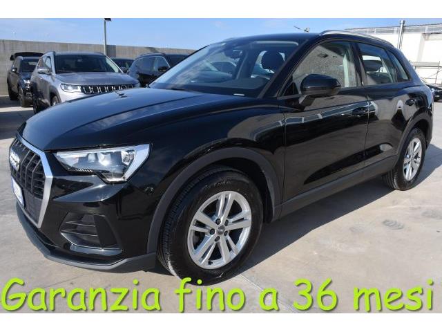 AUDI Q3 35 TDI S tronic Business Advanced