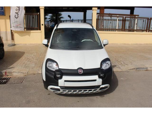 FIAT PANDA 1.0 FireFly S&S Hybrid Pandina-KM O