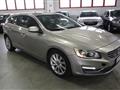 VOLVO V60 (2010) D4 Geartronic Summum