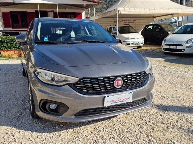 FIAT Tipo 1.6 Mjt S&S 5p. Lounge