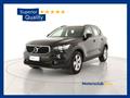 VOLVO XC40 T2 Momentum Core