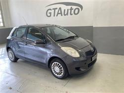 TOYOTA YARIS 1.0 5 porte adatta ai neopatentati