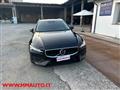 VOLVO V60 B4 (d) Geartronic R-Design NAVIG!!!!!