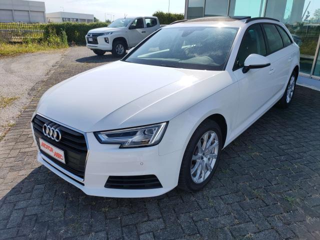 AUDI A4 Avant 40 2.0 tdi 190cv s-tronic - Tetto - Fari Led