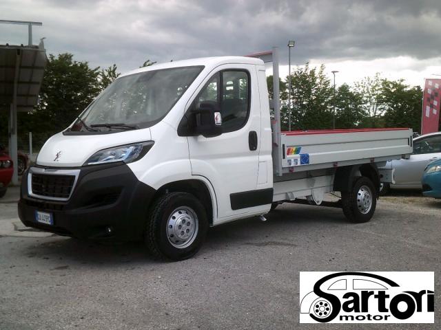 PEUGEOT Boxer 330 2.2 HDi/130CV FAP PC-TN Combi Premium