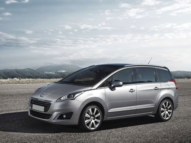 PEUGEOT 5008 1.5 bluehdi Business s&s 130cv 5p.ti eat8