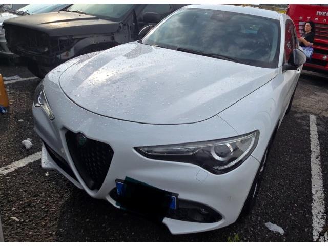 ALFA ROMEO STELVIO 2.2 Turbodiesel 180 CV AT8 RWD Business