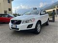 VOLVO XC60 2.4 D 163CV AWD Geartronic Momentum