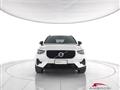 VOLVO XC40 B3 automatico Plus Dark