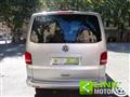 VOLKSWAGEN TRANSPORTER KOMBI 9 Posti - Possibile garanzia di 1 anno