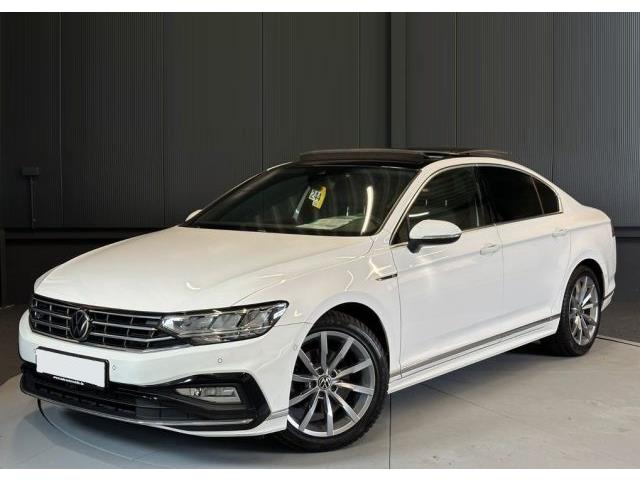 VOLKSWAGEN PASSAT 2.0 TDI SCR R Line