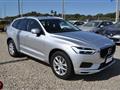 VOLVO XC60 B4 (d) AWD Geartronic Momentum