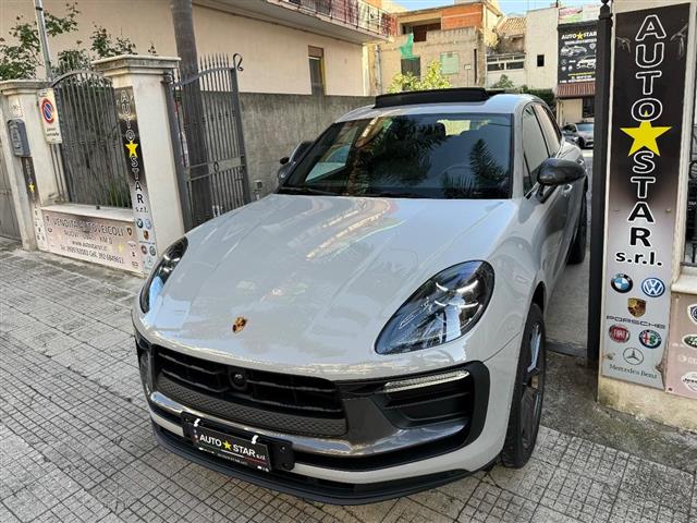 PORSCHE Macan 2.0 T