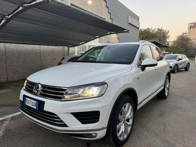 VOLKSWAGEN TOUAREG 3.0 TDI 204CV Tiptronic BMT R-LINE