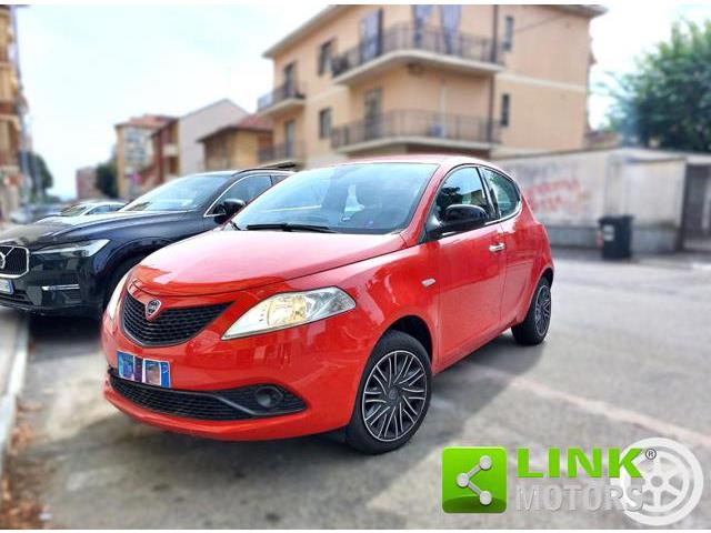 LANCIA YPSILON 1.2 69 CV 5 porte S&S Gold