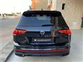 VOLKSWAGEN TIGUAN 2.0 TDI 150 CV SCR DSG R-Line LUCI AMBIENTE